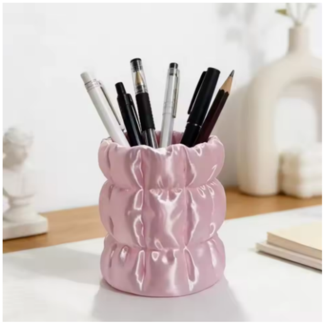 Cloud Ruched Satin Makeup Brus - Luxury Skincare And Makeup Brands recension och pris
